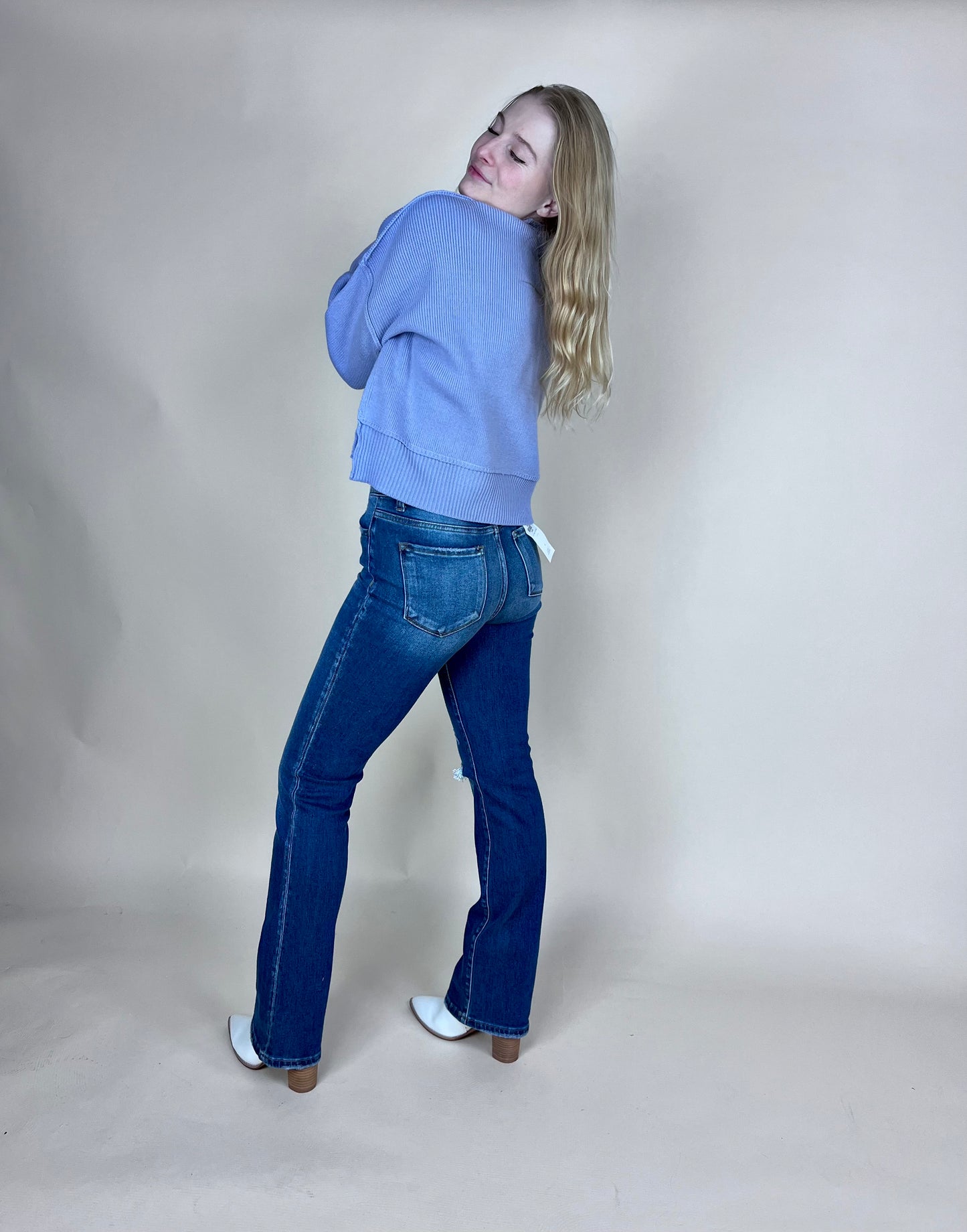 Leda Pullover