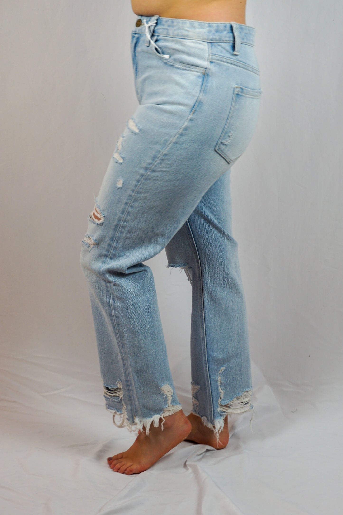 Icy Blue Cropped Jeans