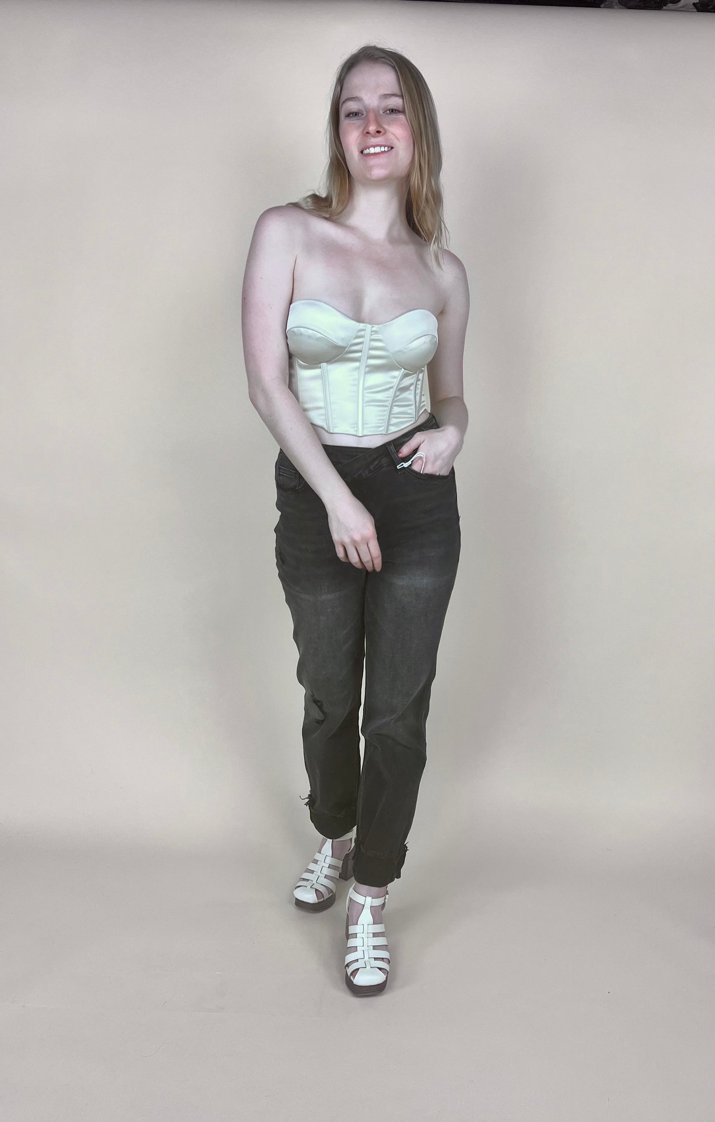 Ivory Bustier