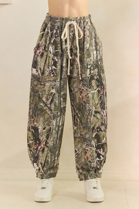Camo Pattern Barrel Joggers