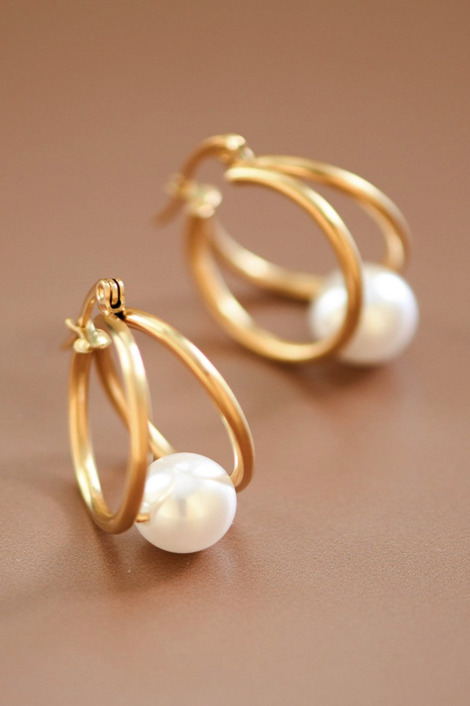 Hoop/Pearl Earrings