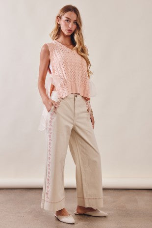 Embroidered Detail Pants