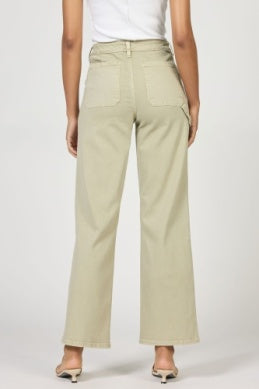 Holly Carpenter-Style Jeans